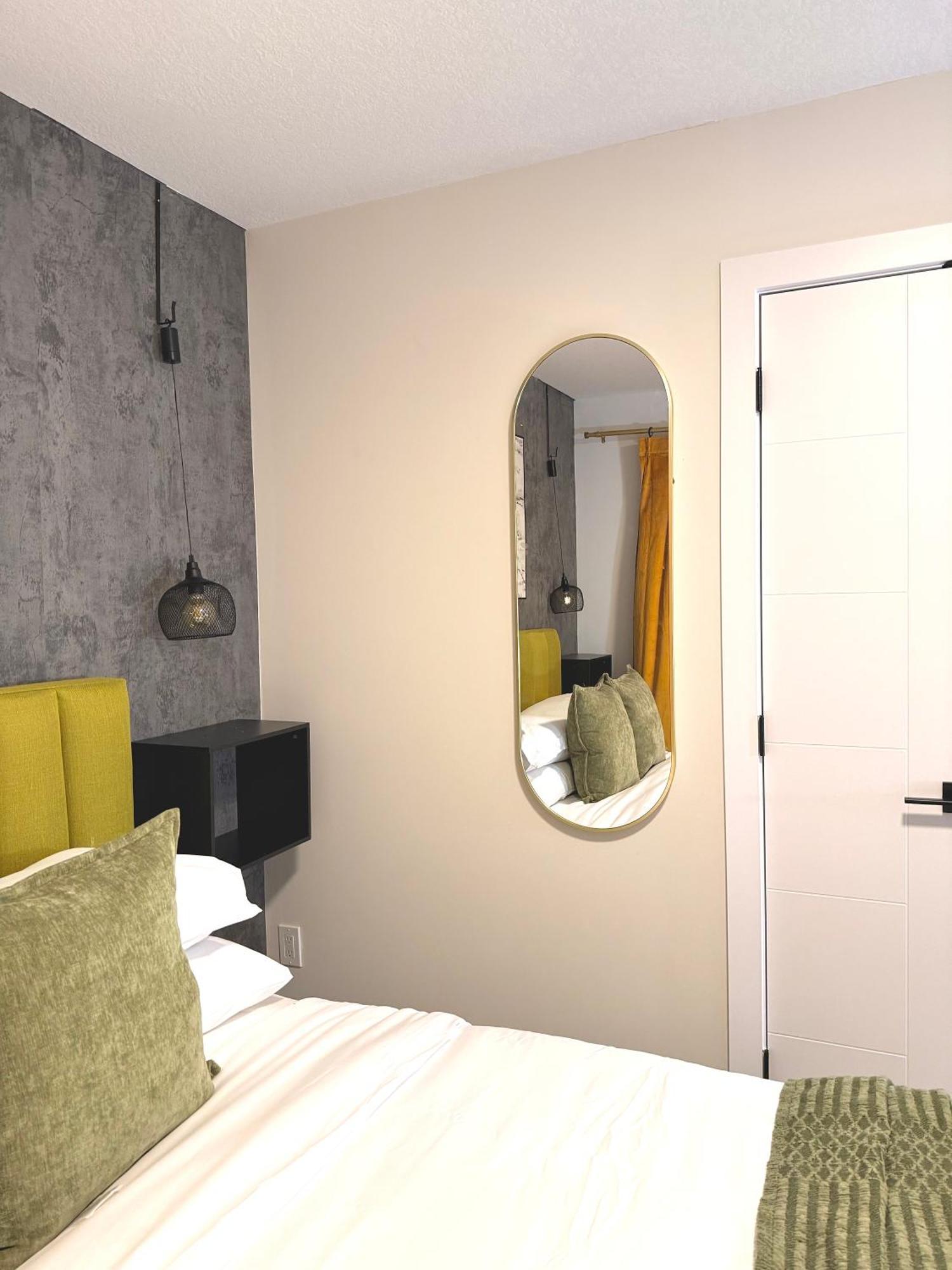 Apartment 2bed Lagos House Backyard Downtown *