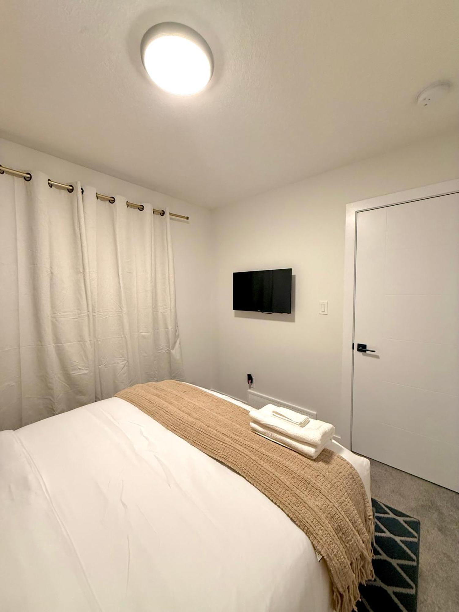 2bed Lagos House Backyard Downtown
